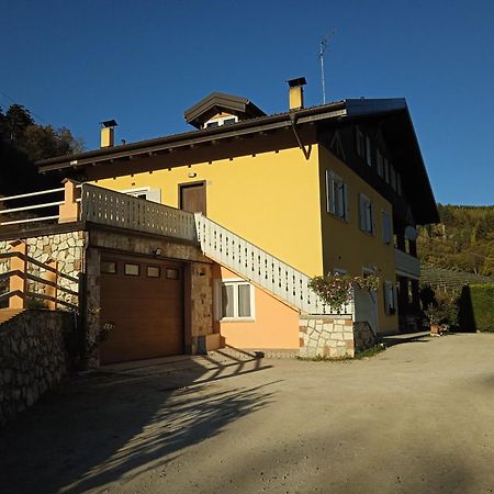 Agritur Casa Al Mulino Appartamenti Sanzeno Kültér fotó